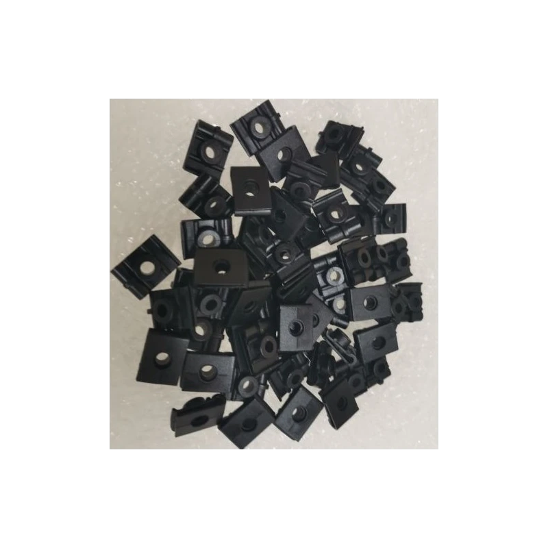 Original Daihatsu Dv57 Murgard Inner Cover Fender / Front Grille Cover Clip (Original)