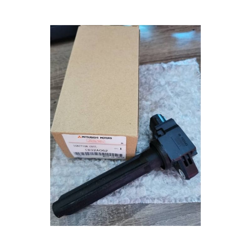 ORIGINAL MITSUBISHI OUTLANDER/MIRAGE IGNITION PLUG COIL