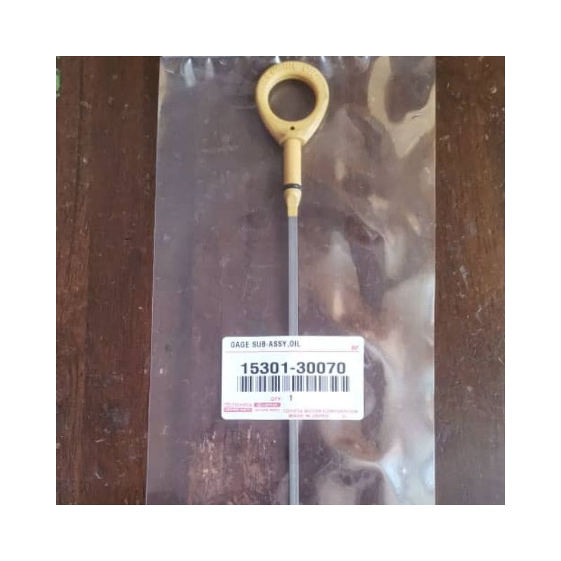 TOYOTA HILUX VIGO/FORTUNER OIL LEVEL GAUGE/ENGINE OIL LEVEL DISPTICK (ORIGINAL)
